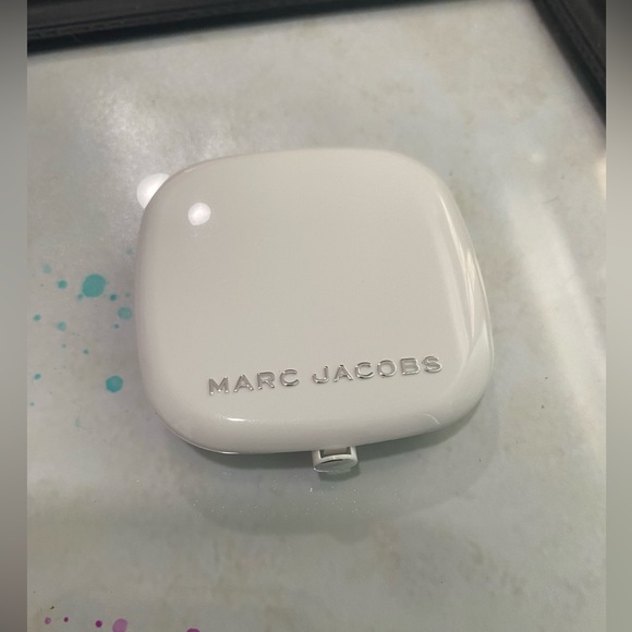 🤩Marc jacobs 104 TAN-TASTIC! O!MEGA BRONZE COCONUT PERFECT TAN🤩 - Picture 3 of 4
